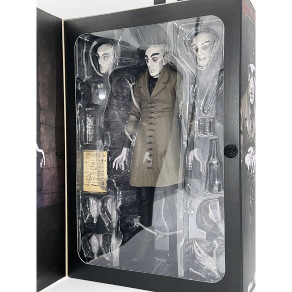 NECA Nosferatu Ultimate Count Orlok & Black and White 7" Scale Action Figure Set - Picture 13 of 16